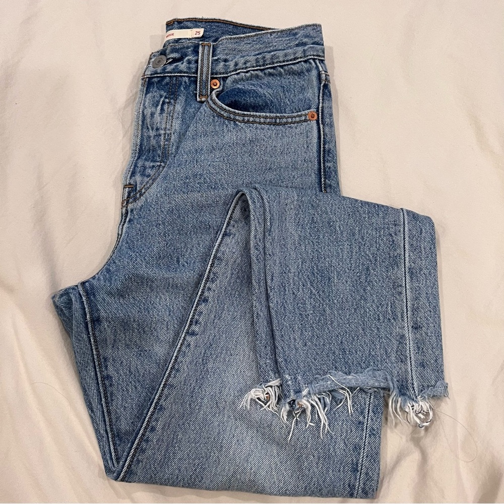 Levi’s Wedgie Straight Leg Jeans